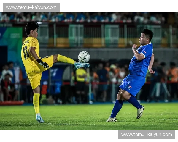 西甲揭幕战：激情再燃，王者归来